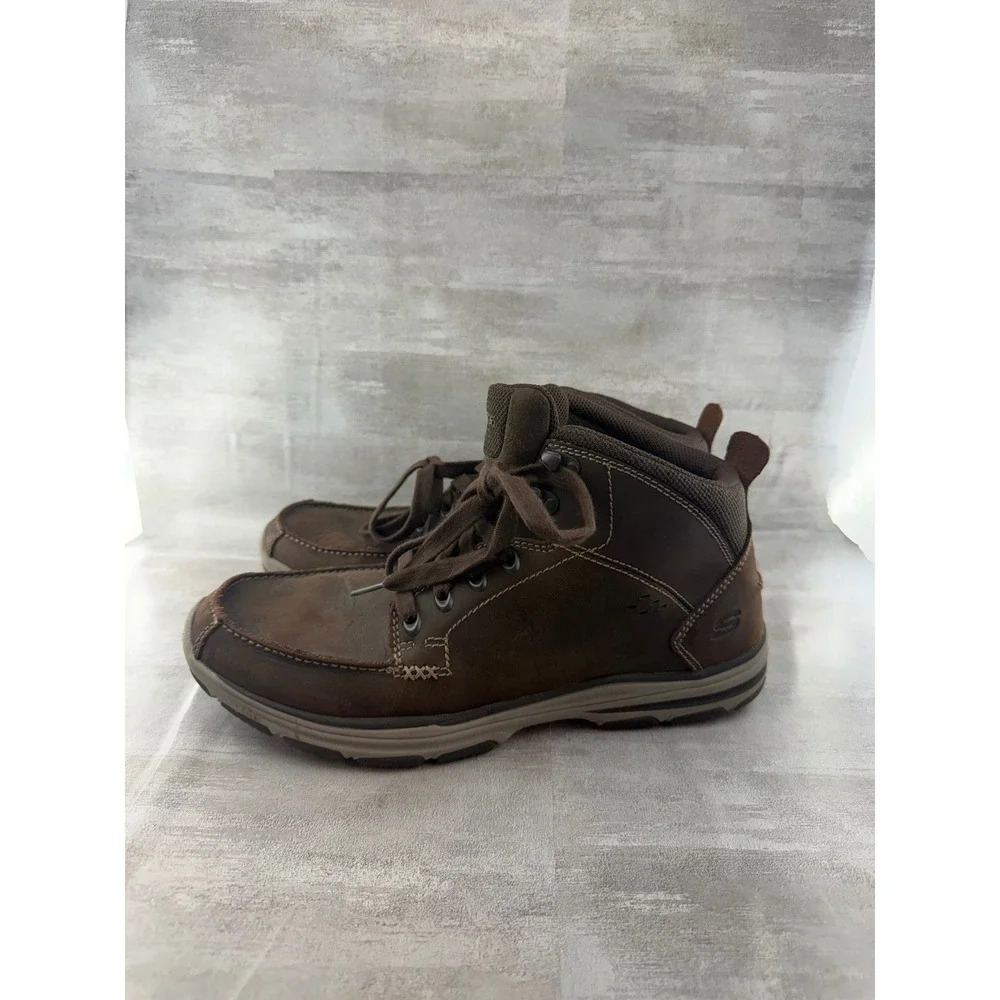 Skechers Men Classic Fit 65169 Chocolate Brown Leather Moc Toe Boots Size 11
